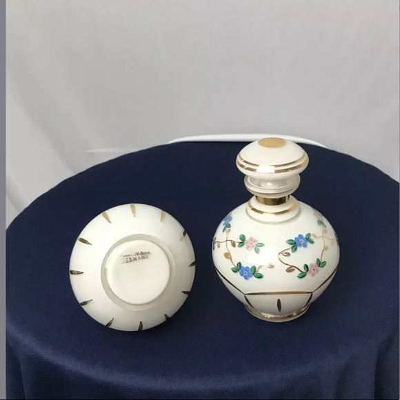 Vintage Satin Glass Perfume Vanity Bottle Set - Picture 2 of 6